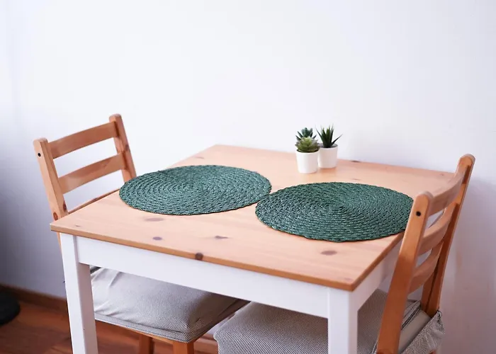 Urban - Style Meets Comfort