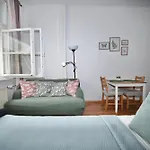Urban - Style Meets Comfort Bratislava